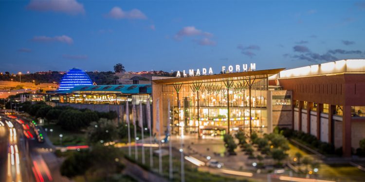 Almada-Merlin Properties