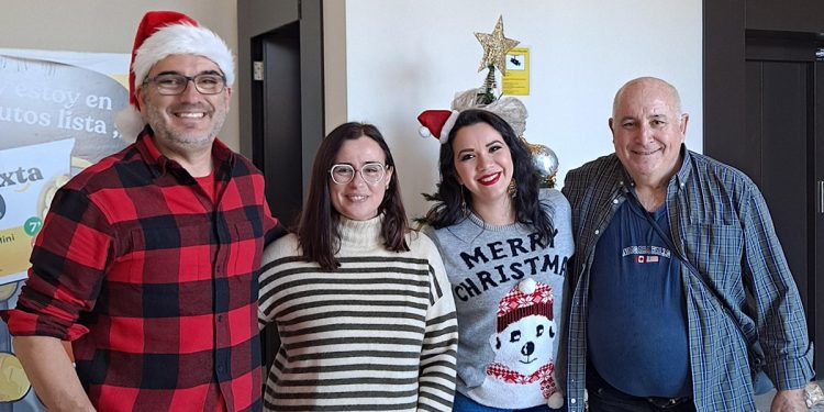 Grupo Lázaro celebra la Navidad 'Regalando Sonrisas' a niños en situación vulnerable