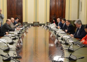 Reunion Planas-distribucion