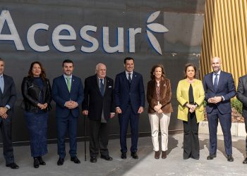 Juanma Moreno-visita Acesur
