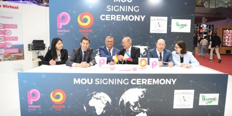 Firma MOU Interporc-Filipinas