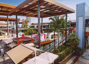 Centro Comercial Thader-Silicius