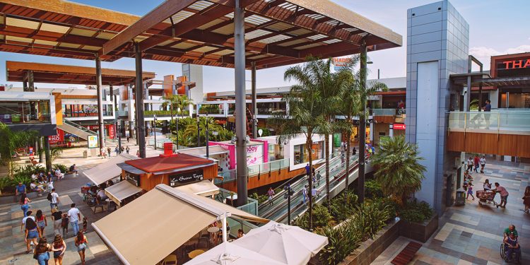 Centro Comercial Thader-Silicius