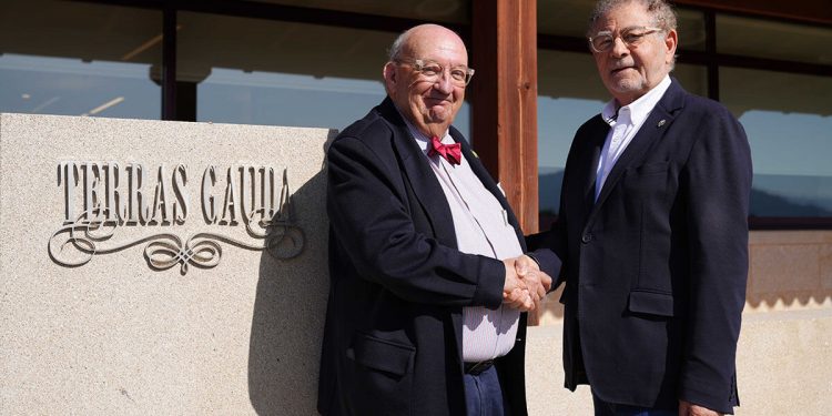 JM FONSECA Y ROBERTO VERINO