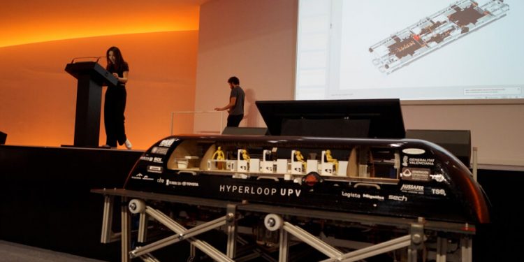 Logista proyecto Hyperloop UVP