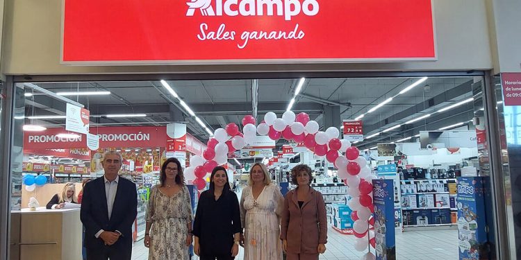 Alcampo invierte 7,4 millones en modernizar su hipermercado de Torrelodones
