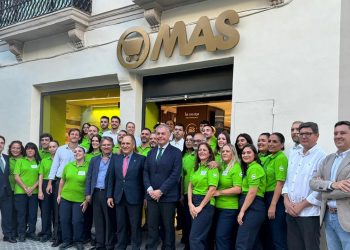 Supermercado MAS renovado