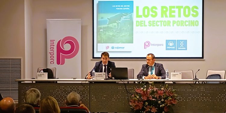 Interporc libro retos sector porcino