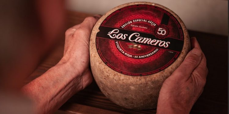 Lácteos Martínez crea la versión añeja de su queso Etiqueta Roja Los Cameros
