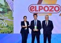 De izquierda a derecha, María Tena, directora de Logística de Aecoc; Rafael Simón, responsable de Logística de El Pozo Alimentación; y José María Bonmatí, director general de Aecoc.