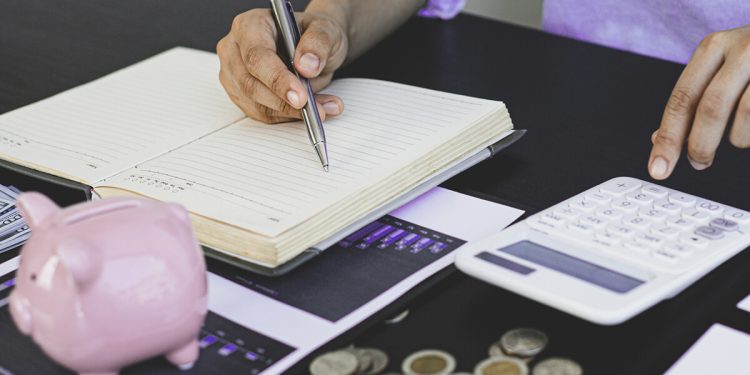 Los españoles prevén una ‘cuesta de enero’ difícil debido al encarecimiento de la cesta de la compra