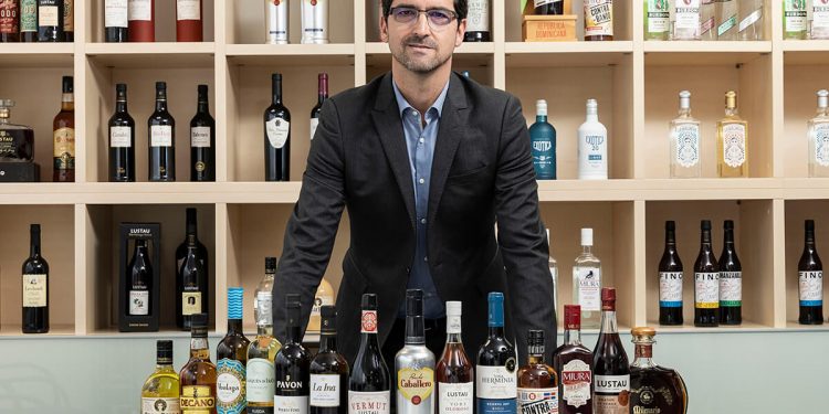 Julian Fernandez - Grupo Caballero