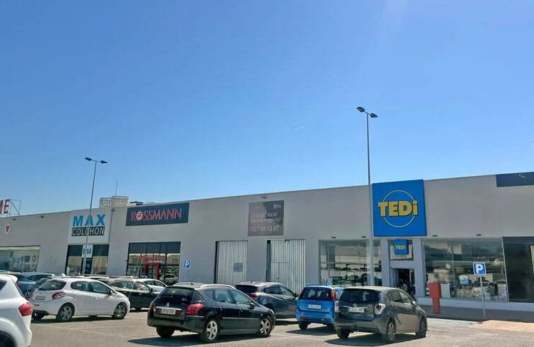Guadacorte Retail Park