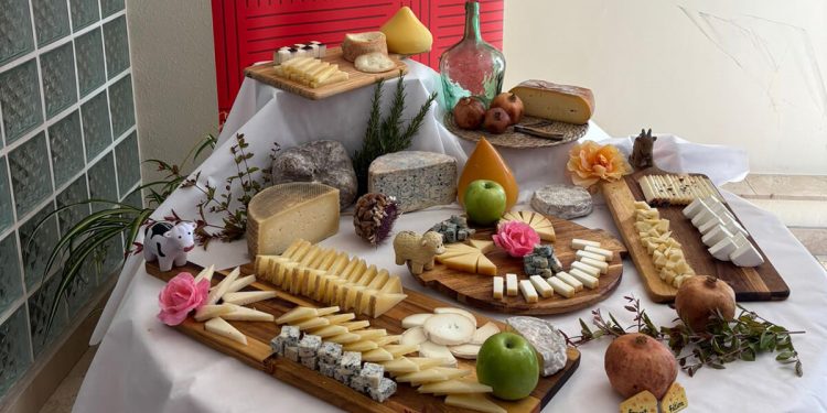 bodegon Quesos