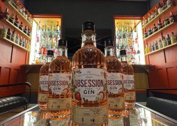 Llega al mercado la nueva ginebra de fresa Obsession Gin Strawberry. Fuente: Andalusí Beverages