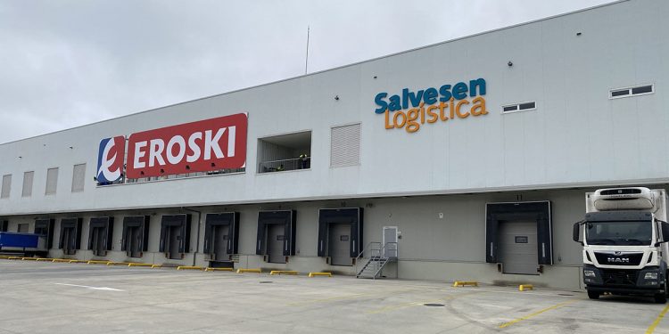Eroski amplía su alianza con Salvesen Logística en su plataforma de Vitoria-Gasteiz. Fuente: Eroski.