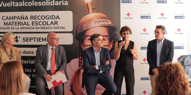 Nueva edición de la ‘Vuelta al Cole Solidaria’ de la Fundación Solidaria Carrefour y Cruz Roja. Fuente: Carrefour.