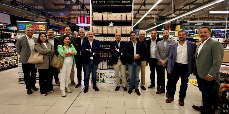 Vegalsa-Eroski y Clusaga ponen en valor los productos alimentarios gallegos. Fuente: Vegalsa-Eroski.