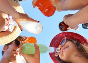 Los jóvenes reclaman a las marcas de alimentos y bebidas el uso de envases más sostenibles. Fuente: Anfevi.