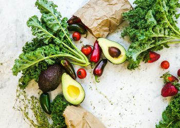 Los hombres priorizan precio y practicidad y las mujeres calidad y marca a la hora de comprar. Fuente: Gelt.