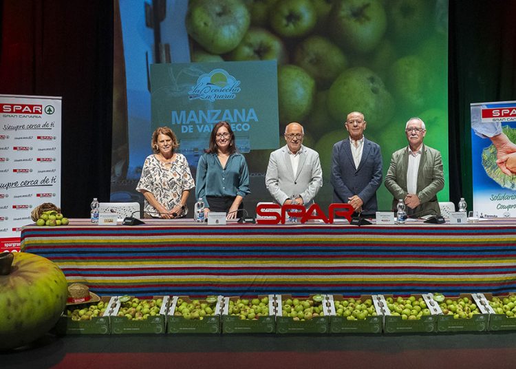 Spar Gran Canaria prevé elevar las ventas de manzana reineta de Valleseco un 10%. Fuente: Spar Gran Canaria.