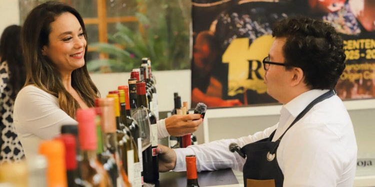 Cerca de 150 personas conmemoran en México un siglo de historia de la DOCa Rioja. Fuente: DOCa Rioja.