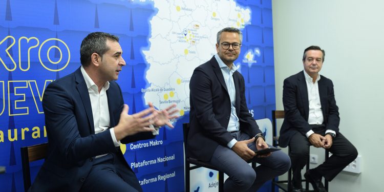 Inauguración del nuevo centro de distribución de Makro en Tenerife.