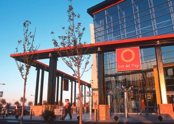 El centro comercial Luz del Tajo (Toledo) amplía su oferta comercial. Fuente: Sonae Sierra.