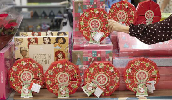 HiperDino apuesta por reforzar su gama de productos de cosmética y perfumería. Fuente: HiperDino.