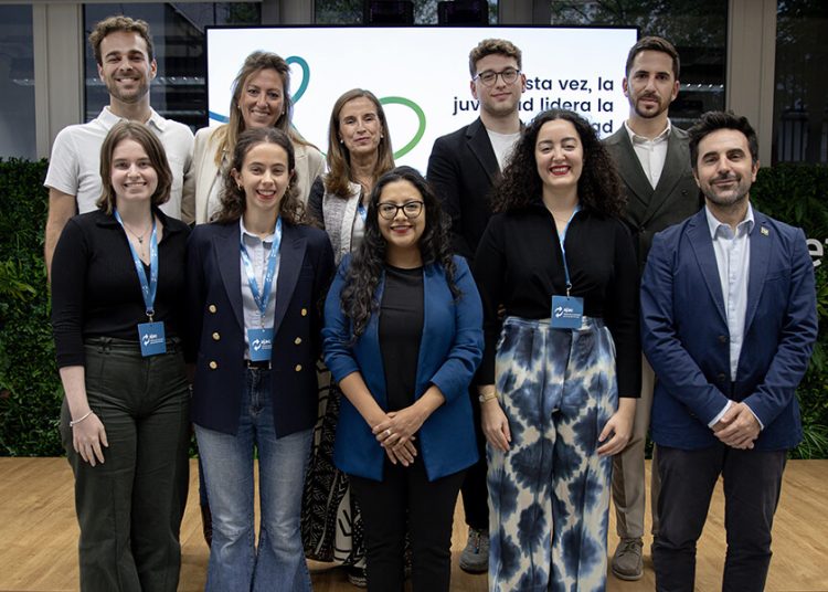 Ecoembes y la Alianza de la Juventud por la Acción Circular. Fuente: Ecoembes.