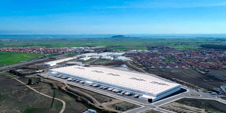 FM Logistic gestionará la nueva plataforma logística de de L'Oréal Groupe en España. Fuente: FM Logistic.