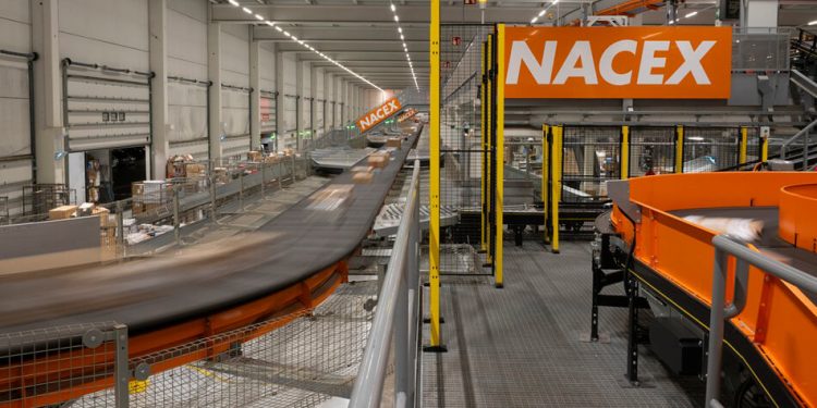 NACEX refuerza un 30% su plantilla para hacer frente al aumento de su actividad en Black Friday. Fuente: NACEX.