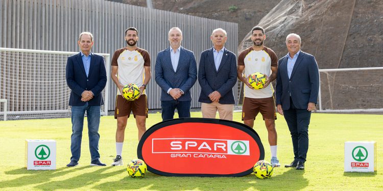 Renovacion patrocinio Spar Gran Canaria y UD Las Palmas. Fuente: Spar Gran Canaria.