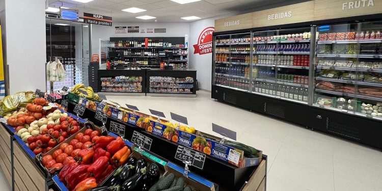 Nuditrans sigue reforzando su presencia en la Comunidad Valenciana con un nuevo supermercado Kuups. Fuente: Transgourmet Ibérica.