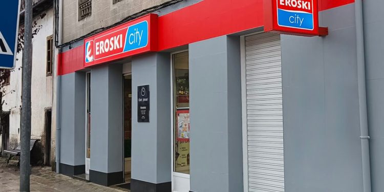 Nueva apertura de Vegalsa-Eroski en Lugo. Fuente: Vegalsa-Eroski.