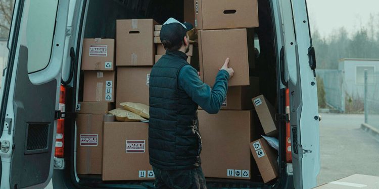 El empleo creado en logística y transporte crece un 9,5% más que el empleo global en España. Fuente: UNO Logística.