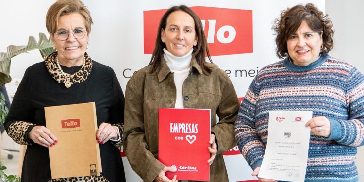 Firma renovación de acuerdo entre Cáritas y Grupo Tello Alimentación. Fuente: Grupo Tello Alimentación.