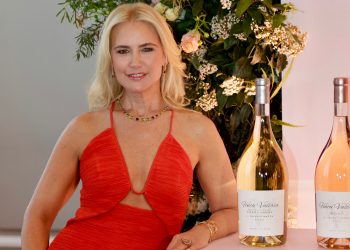 Sale al mercado el nuevo lanzamiento internacional de Félix Solís. Fuente: Félix Solís.