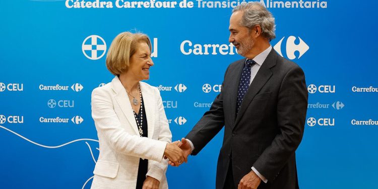Carrefour ratifica su alianza con la Universidad CEU San Pablo para ayudar a mejorar los hábitos alimentarios. Fuente: Carrefour.