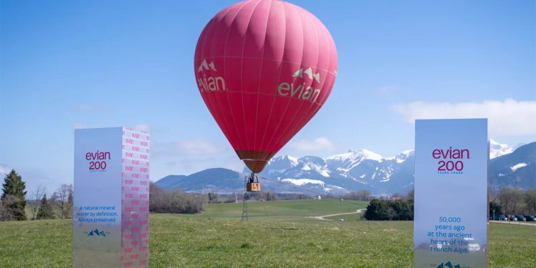 Danone celebra 200 años de evian y comienza una nueva etapa para la marca de agua mineral