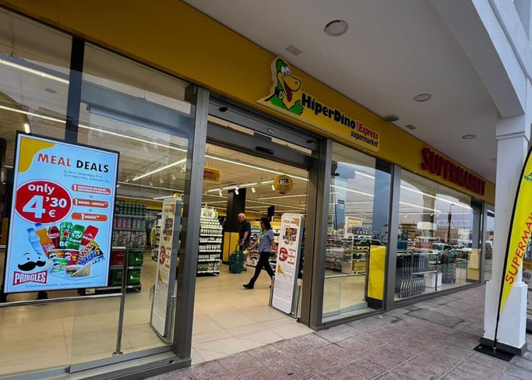 HiperDino Express El Cotillo en Fuerteventura. Fuente: HiperDino.