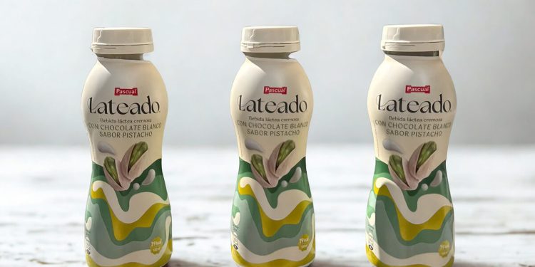 Pascual Lateado presenta una nueva bebida sabor pistacho con chocolate blanco. Fuente: Pascual.