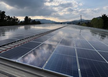 Vidrala invierte 3,2 millones en una planta fotovoltaica de autoconsumo en Llodio. Fuente: Vidrala.