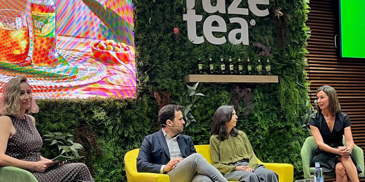 Presentación de Fuze Tea. Fuente: Financial Food