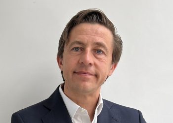 Ramón García (CEL), elegido presidente del Comité UNE de Logística y Transporte. Fuente: UNE.