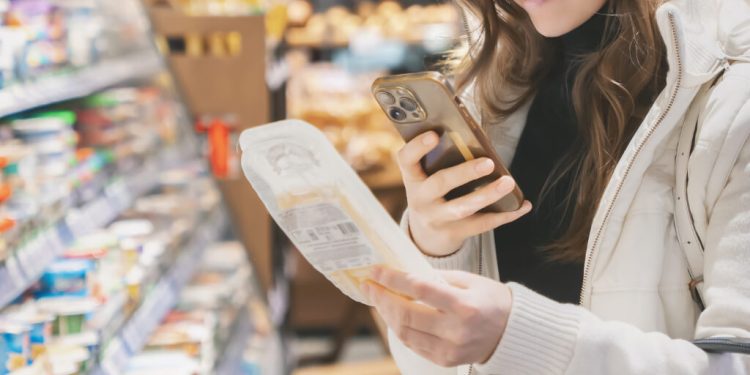 Consumidores, agricultores y organizaciones ecologistas piden transparencia en el etiquetado de alimentos en la UE. Fuente: CECU.