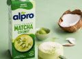 Alpro crea su primer matcha con base de coco. Fuente: Alpro.