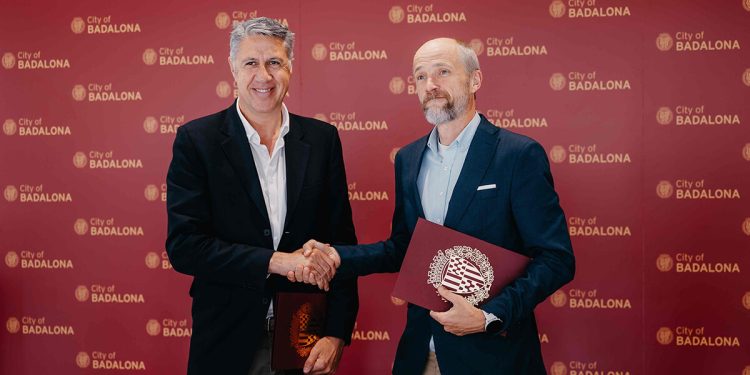 Acuerdo marco de colaboración de Caprabo y el Ayuntamiento de Badalona. Fuente: Caprabo.