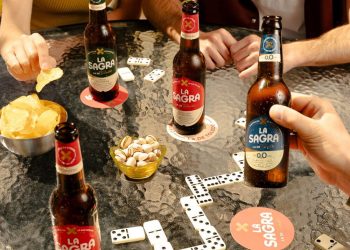 Cerveza La Sagra celebra 15 años con una nueva imagen que refuerza su vínculo con Toledo. Fuente: La Sagra