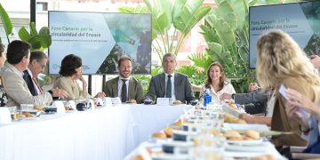 El Gobierno de Canarias y Ecoembes promueven la circularidad del envase entre las empresas. Fuente: Ecoembes.